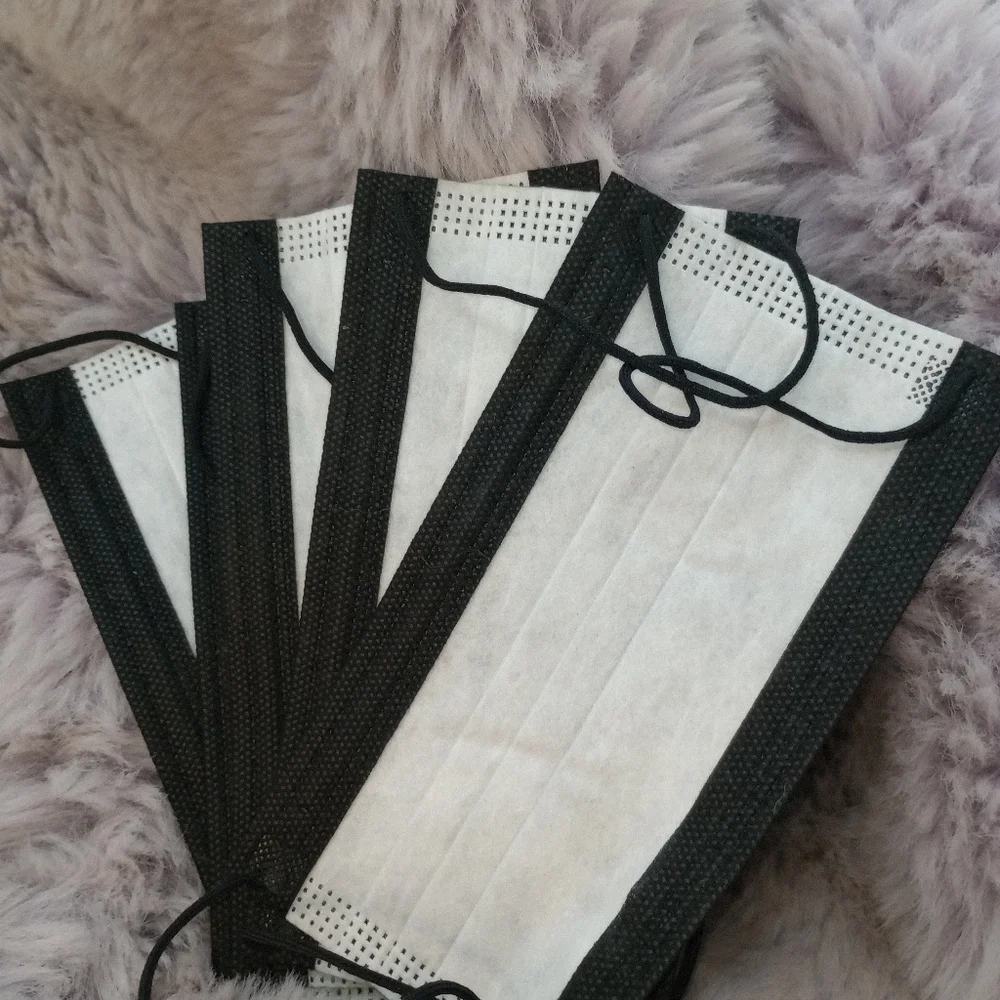 Poshmark Official Swag Facial Masks Pack of 5 NWOT